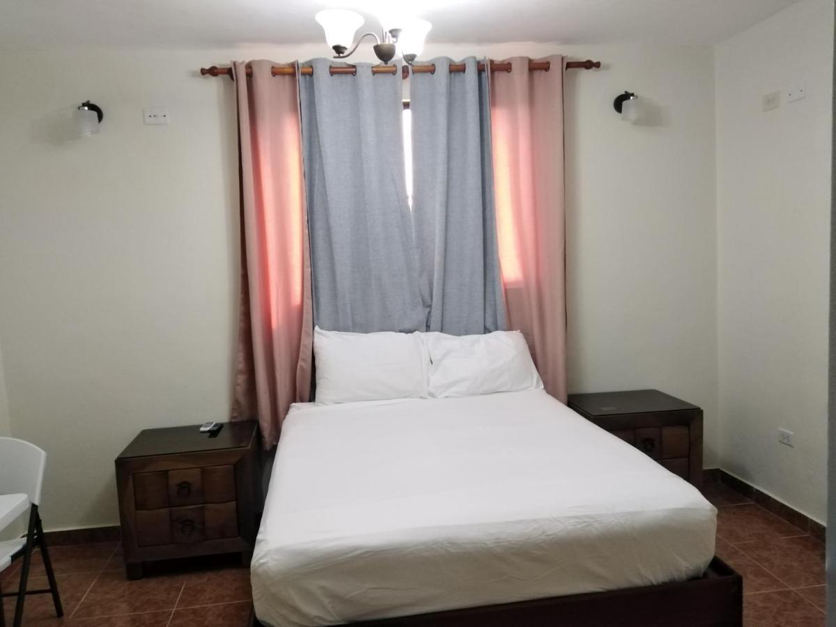 Hotel Samana Spring ภายนอก รูปภาพ