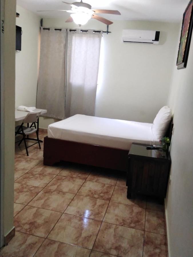 Hotel Samana Spring ภายนอก รูปภาพ